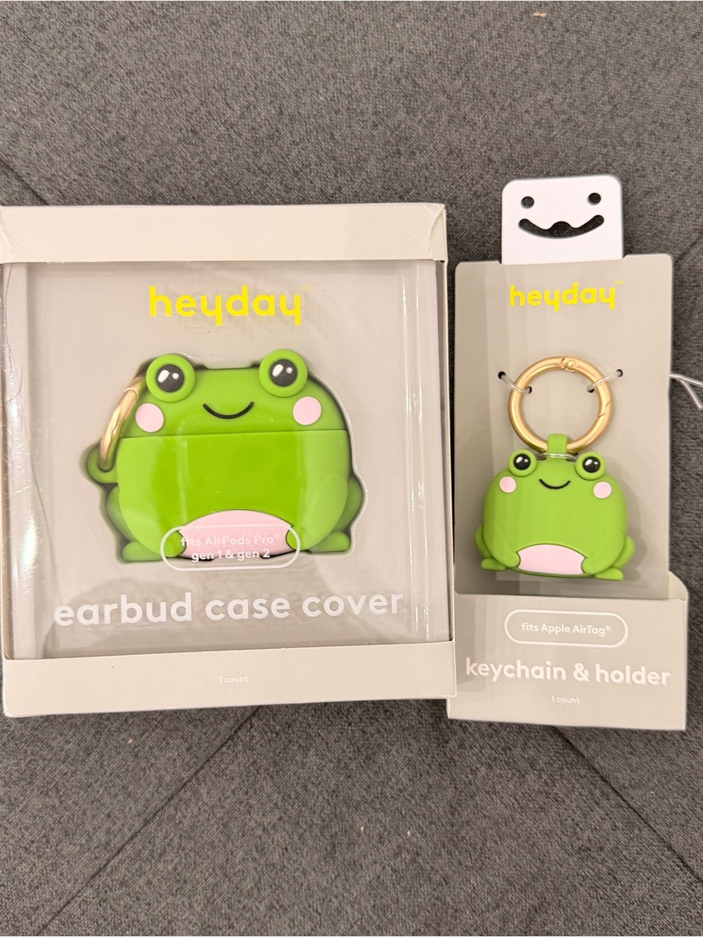 HEYDAY Green Frog AirPod & AirTag Case Bundle